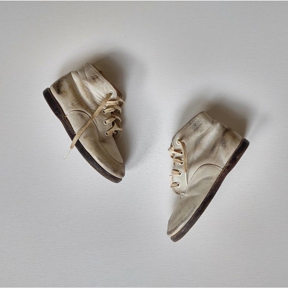 VINTAGE Leather Baby Boots - Picture 1 of 5